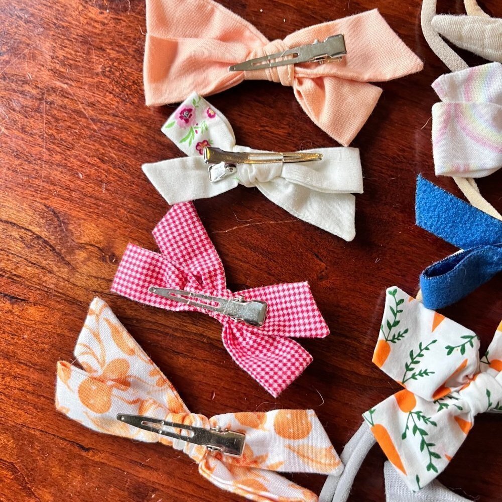 Large Baby Girls Bundle of Hair Bows and Headbands- Size 0-12m - Picture 5 of 5